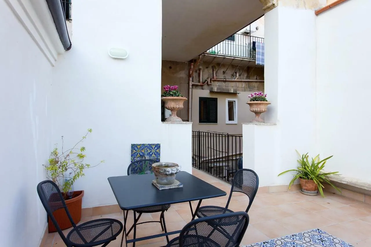 Dante Vintage Apartment Palermo